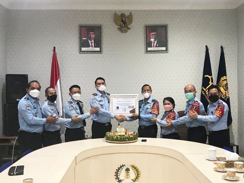 WhatsApp Image 2021 12 19 at 23.16.48