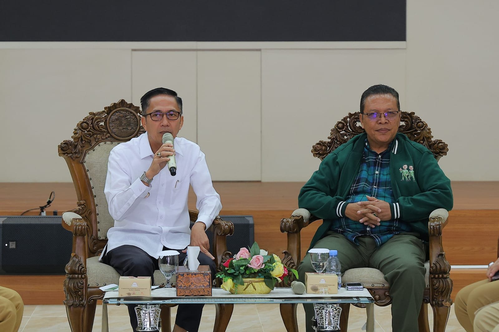 Ad2955a7 112d 4dee bc18 fe383f435180