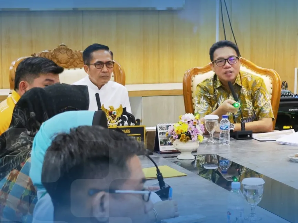 Atasi-Banjir-Palembang-Ratu-Dewa-dan-BBWSS-Sumatera-VIII-Siapkan-Proyek-Rp800-Miliar-Sungai-Be.jpg Atasi banjir palembang ratu dewa dan bbwss sumatera viii siapkan proyek rp800 miliar sungai be.jpg