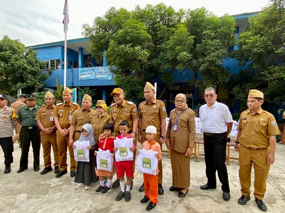 D9657895 8a15 4f57 a4ae 90caeeaccc82