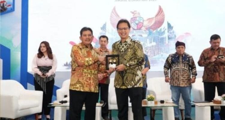 WhatsApp Image 2025-12-12 at 19.02.43 WhatsApp Image 2025 12 12 at 19.02.43