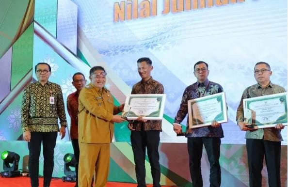 WhatsApp Image 2025-12-17 at 09.27.54 WhatsApp Image 2025 12 17 at 09.27.54