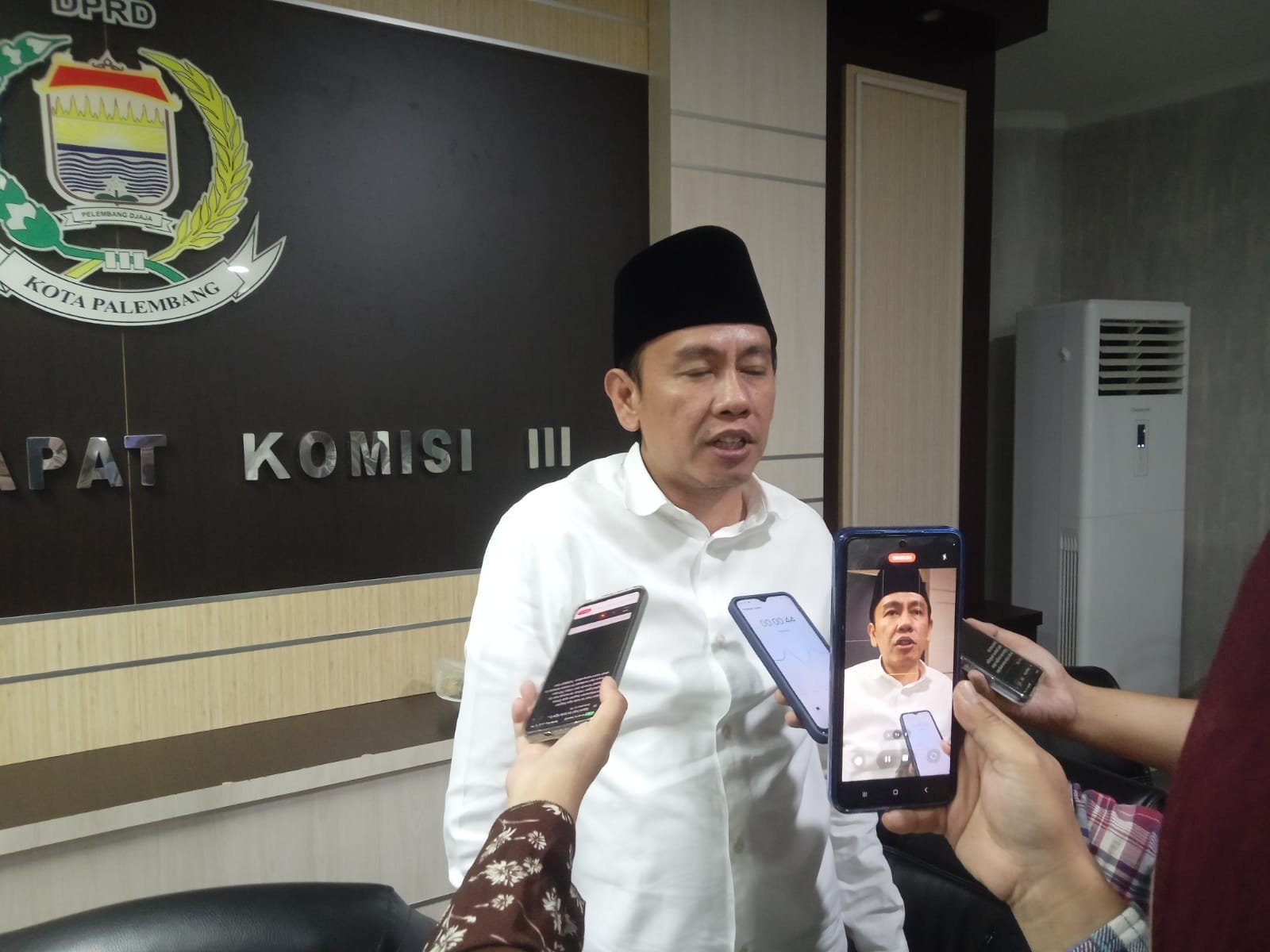 WhatsApp Image 2026 04 12 at 23.21.38